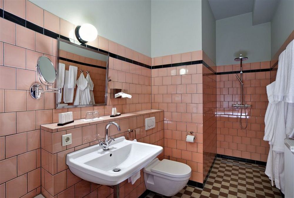 Hotel Nijver Гельдроп Экстерьер фото
